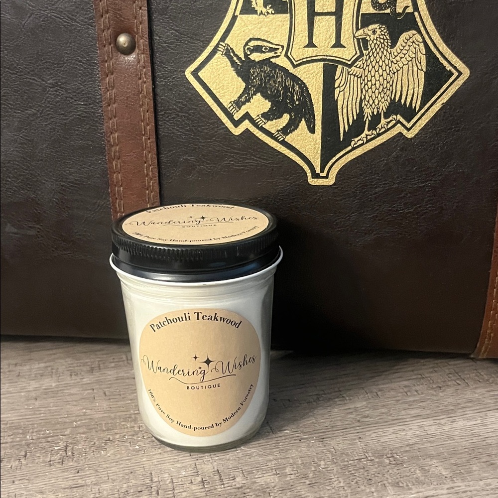 Patchouli Teakwood Scented 100% Soy Candle